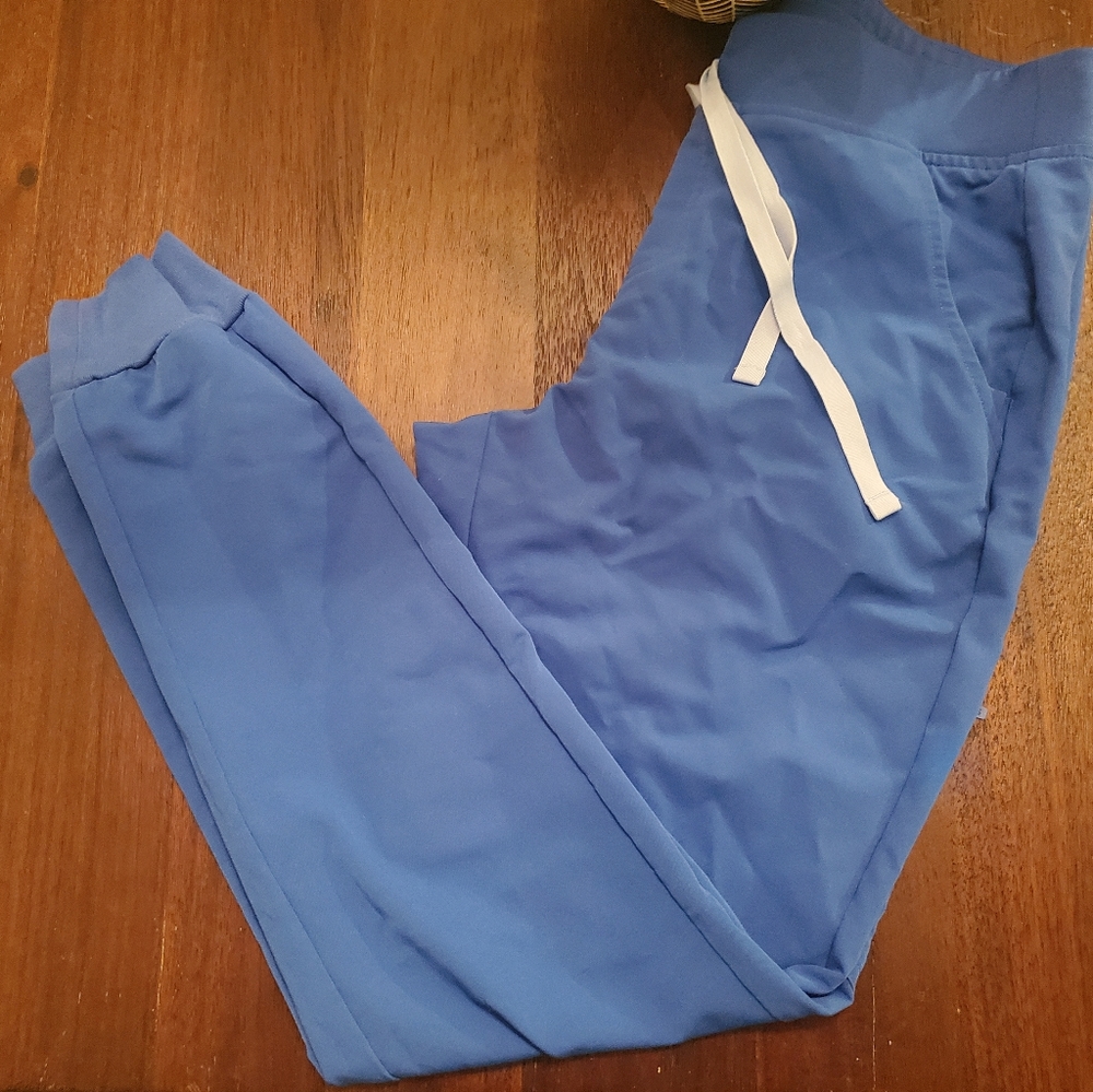 Figs zamora scrub pants